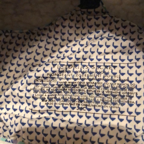 Victoria’s Secret bra - Picture 2 of 5